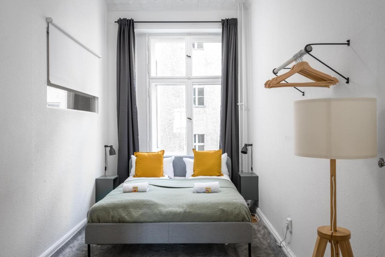 Riesiges Apartment Nahe Kudamm Sehr Schoner Altbau 123M2 Gross 12 Gaste Berlin Exterior foto